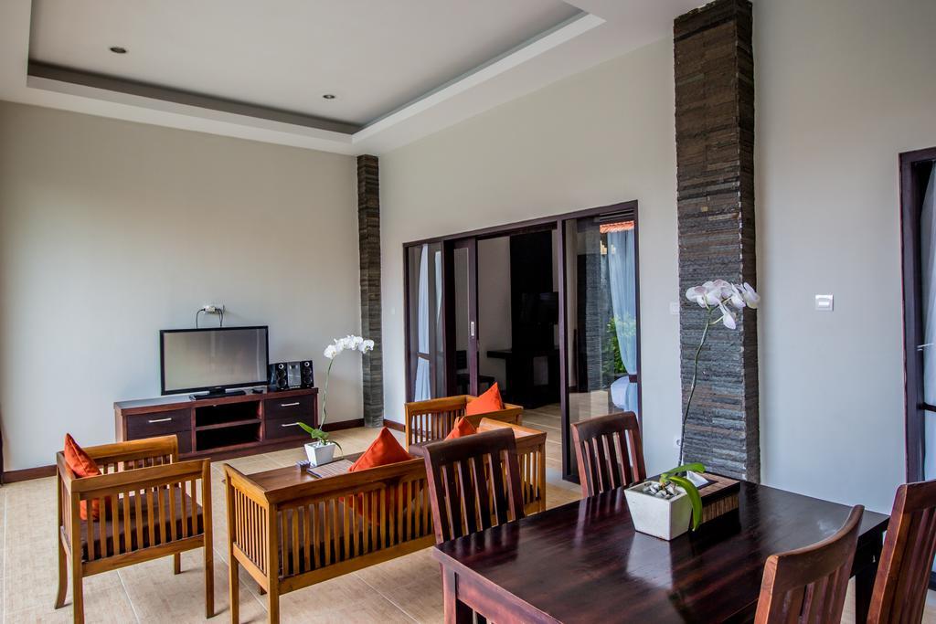 Transera Kirana Villas Seminyak Exterior photo
